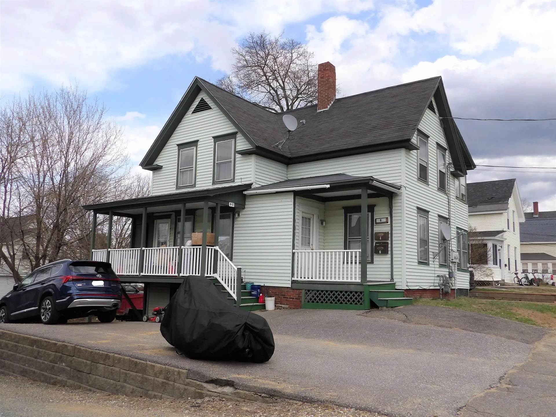 8 Summer Street Laconia NH 03246