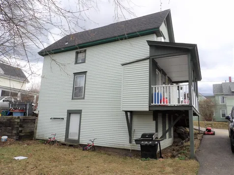 8 Summer Street Laconia NH 03246