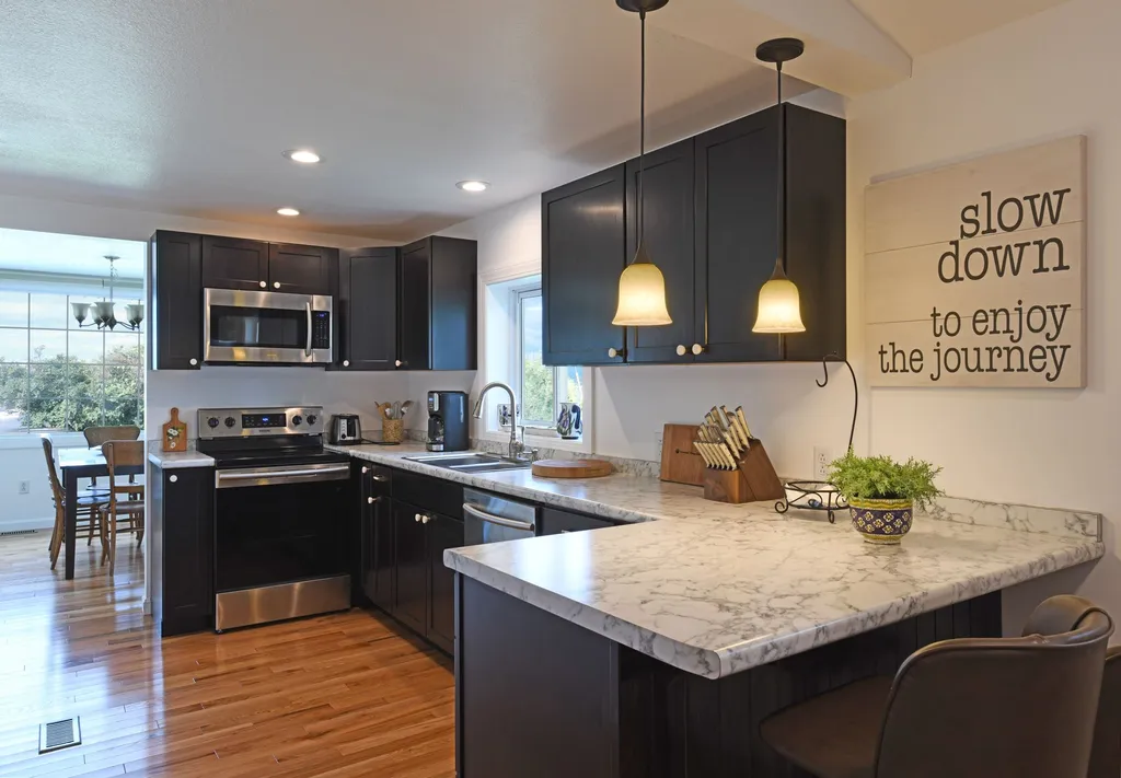 105 West Lakeshore Drive Colchester VT 05446