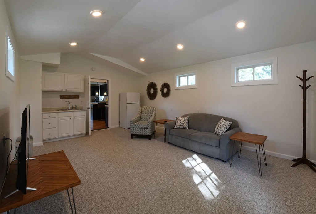 105 West Lakeshore Drive Colchester VT 05446