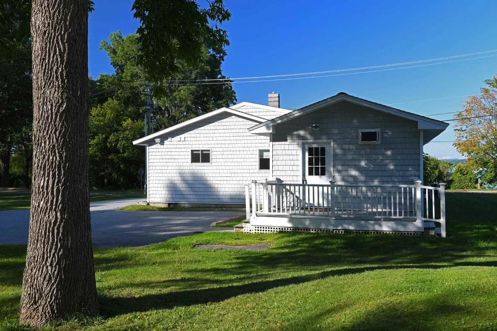 105 West Lakeshore Drive Colchester VT 05446