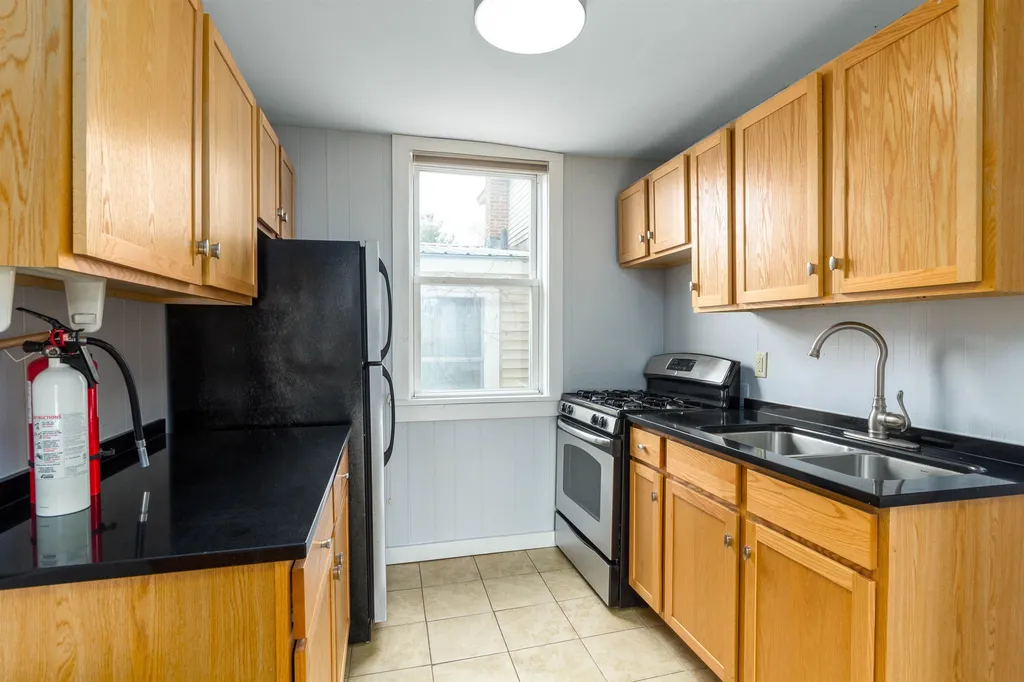 14-16 Cloarec Court Burlington VT 05401