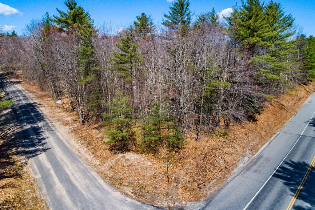 390 Vittum Hill Road Sandwich NH 03223