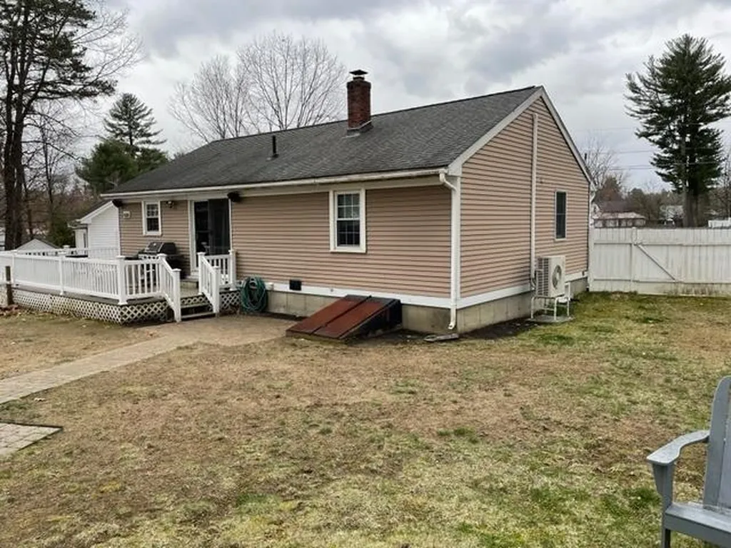 7 Pinecrest Circle Franklin NH 03235