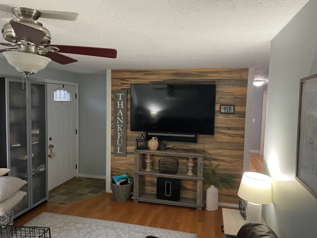 7 Pinecrest Circle Franklin NH 03235