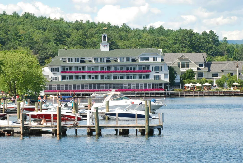 112 Brook Hill Meredith NH 03253
