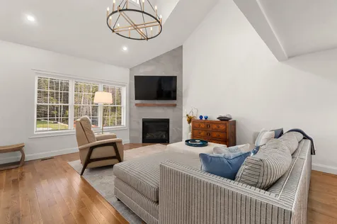 112 Brook Hill Meredith NH 03253