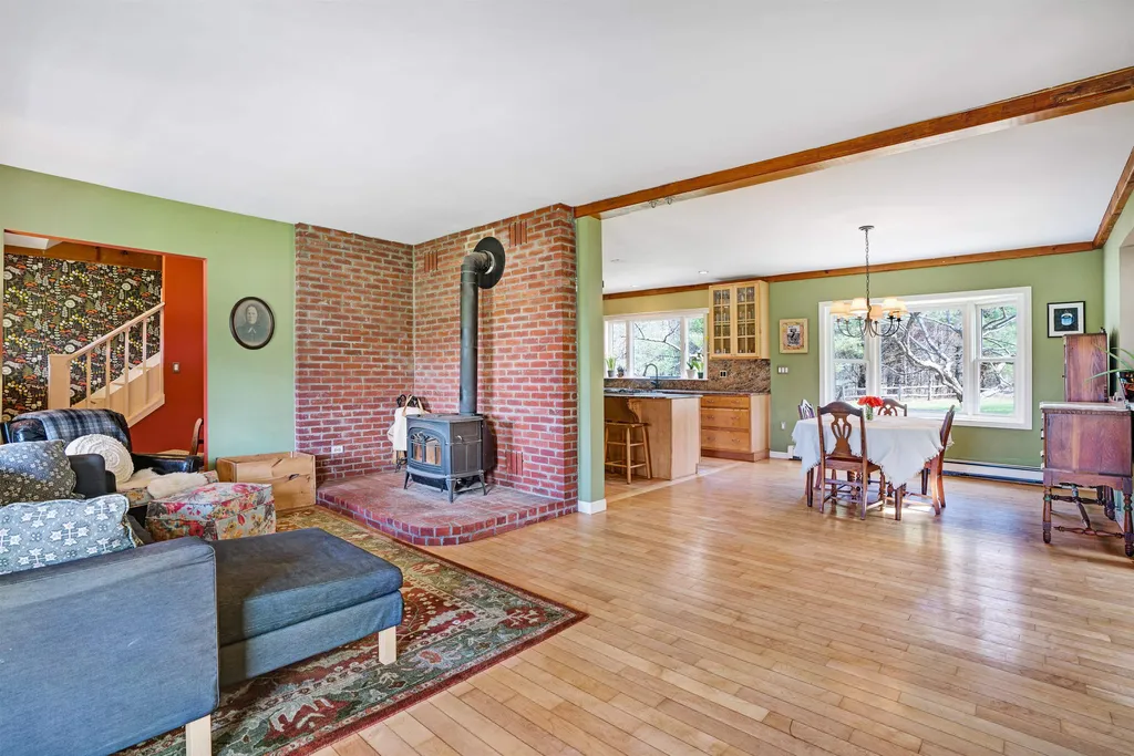 6 Spring Hill Lane Lyme NH 03768