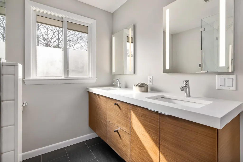 152 Fern Avenue Rye NH 03870