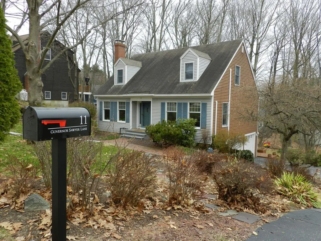 11 Governor Sawyer Lane Dover NH 03820
