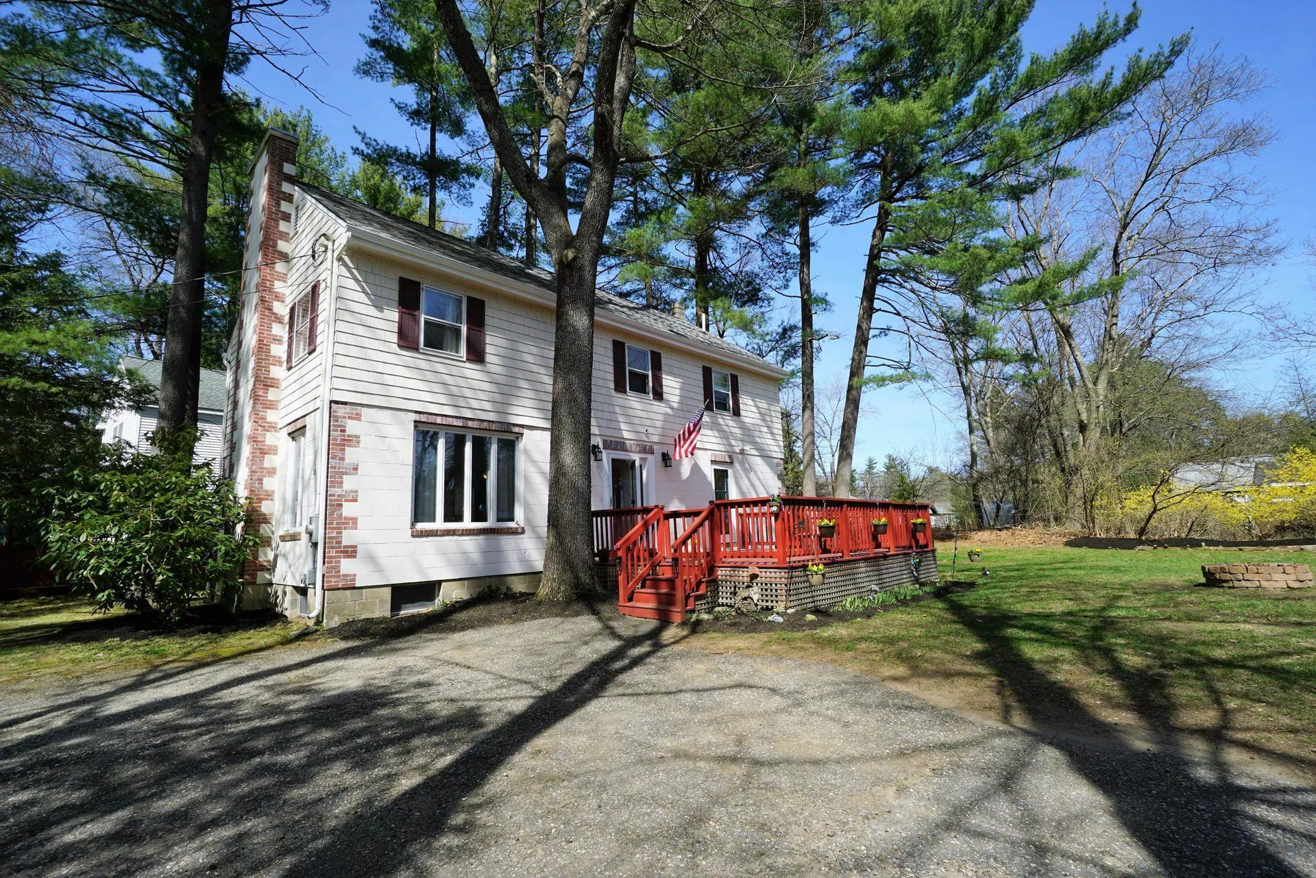 16 Beach Street Fremont NH 03044