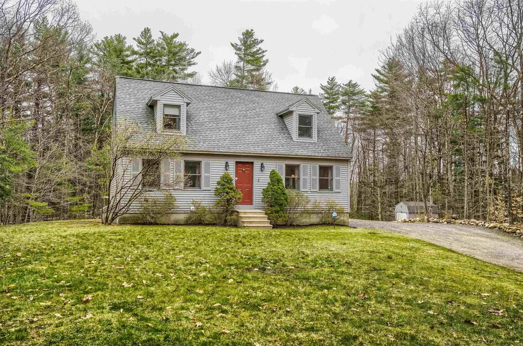 13 Mason Road Mont Vernon NH 03057