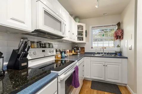 7 Sugar Tree Lane Essex VT 05452