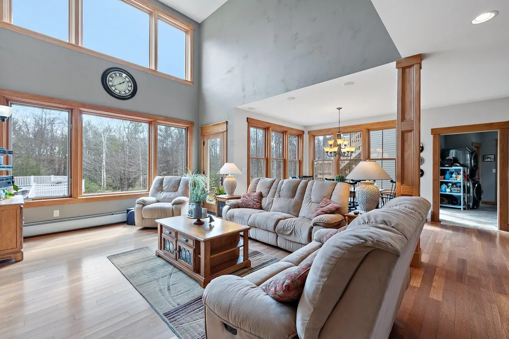 409 Deerfield Road Allenstown NH 03275