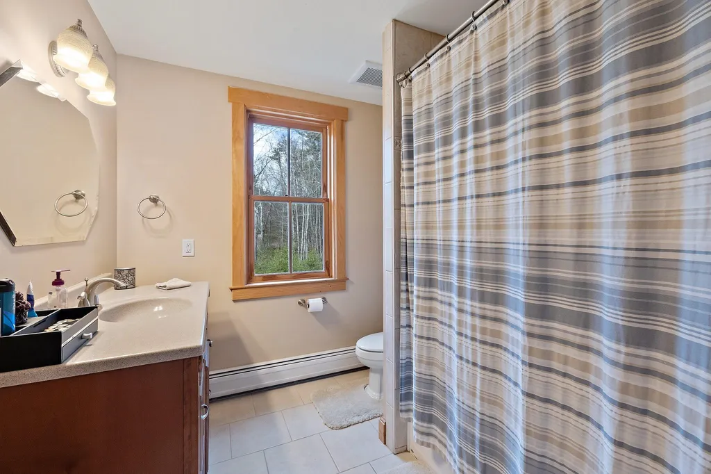 409 Deerfield Road Allenstown NH 03275