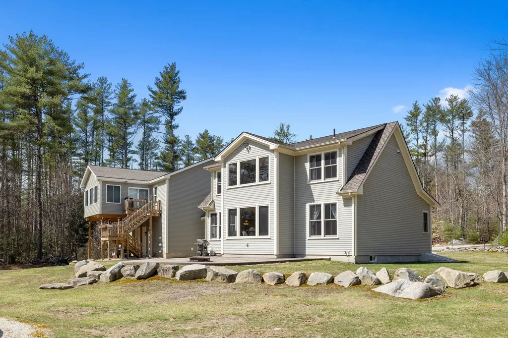 409 Deerfield Road Allenstown NH 03275