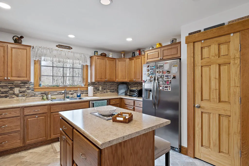 409 Deerfield Road Allenstown NH 03275