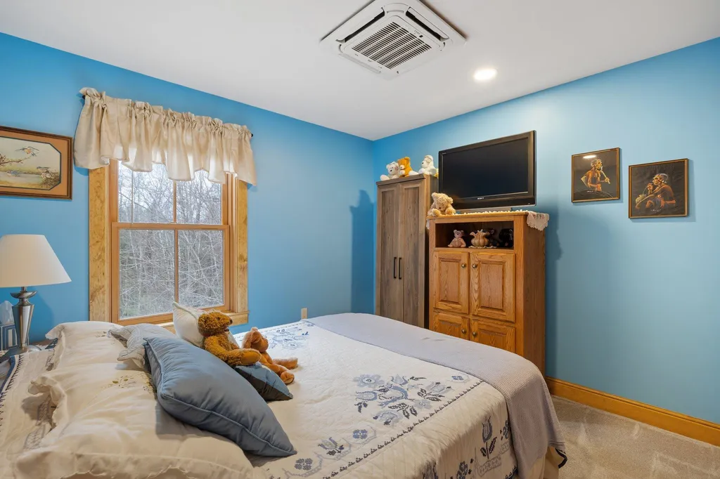 409 Deerfield Road Allenstown NH 03275