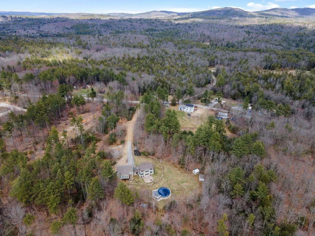 409 Deerfield Road Allenstown NH 03275