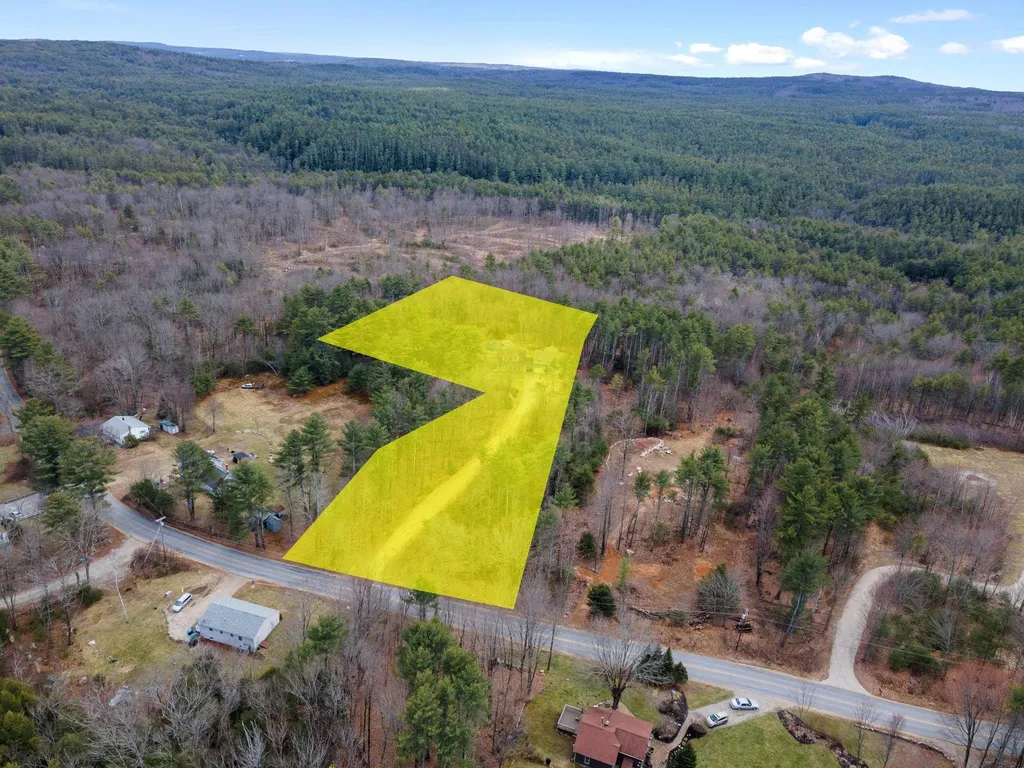 409 Deerfield Road Allenstown NH 03275