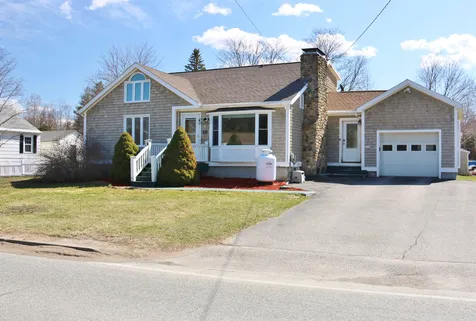 1870 Hutchins Street Berlin NH 03570