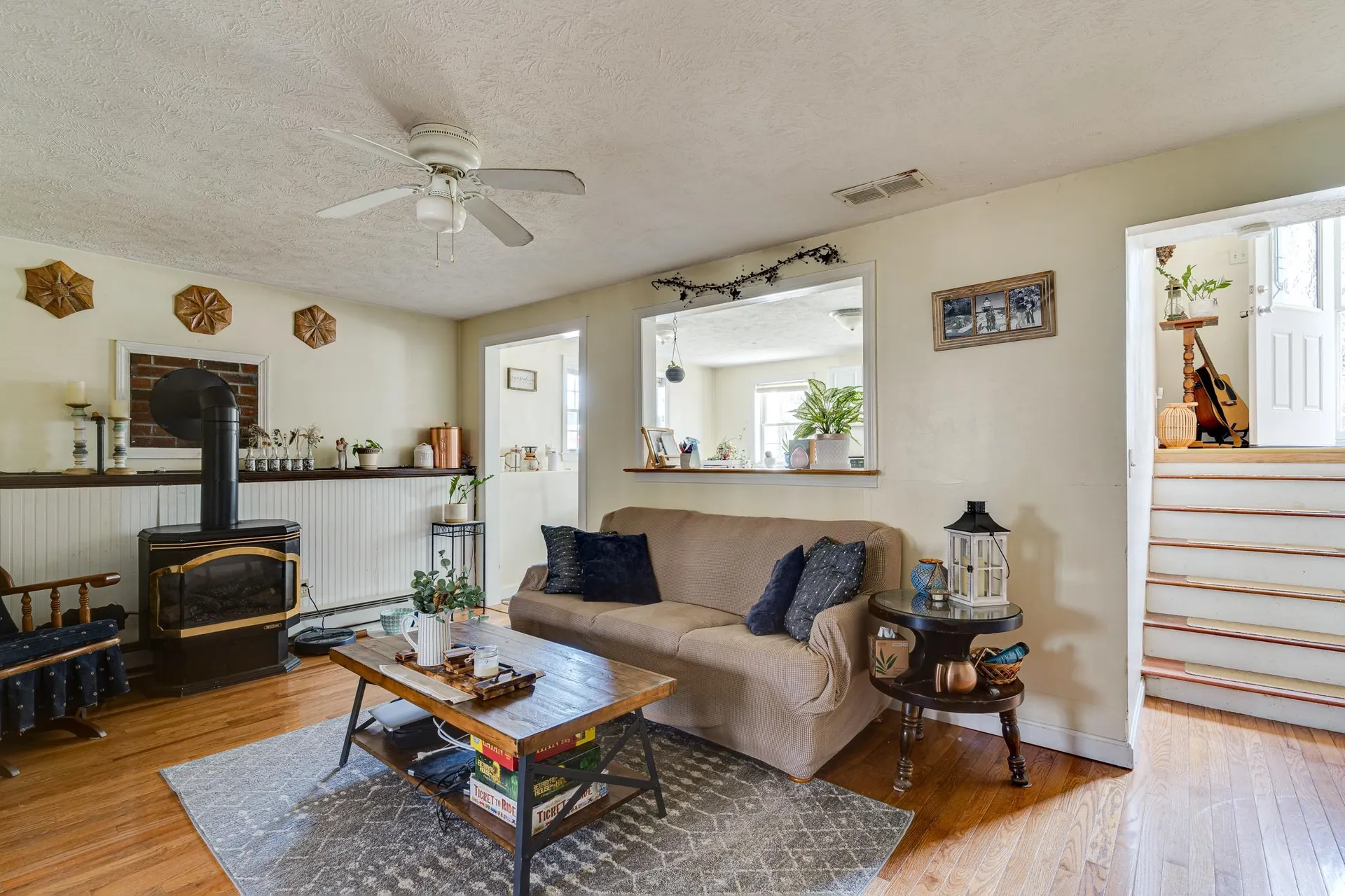 5 Lakeview Road Raymond NH 03077