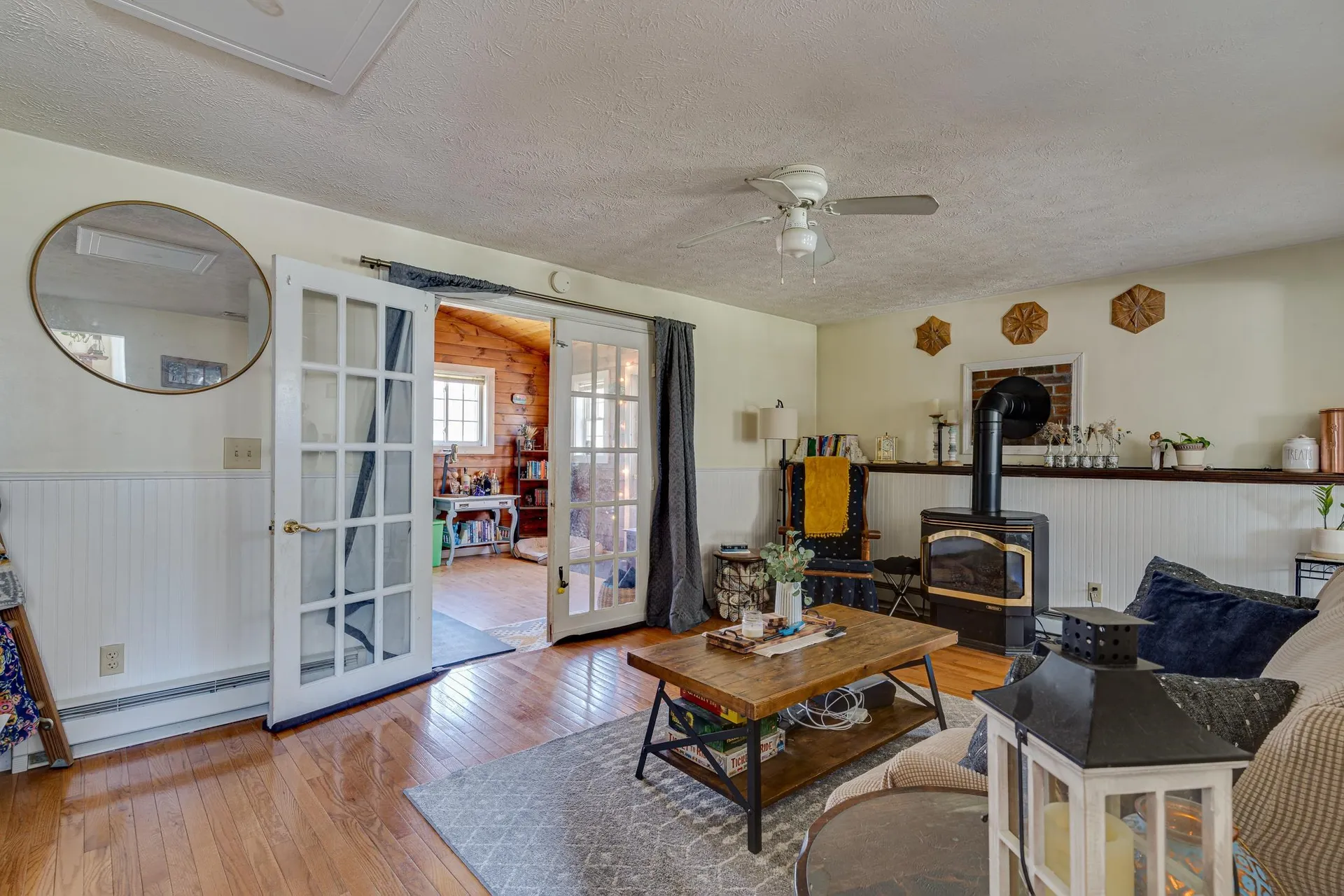 5 Lakeview Road Raymond NH 03077