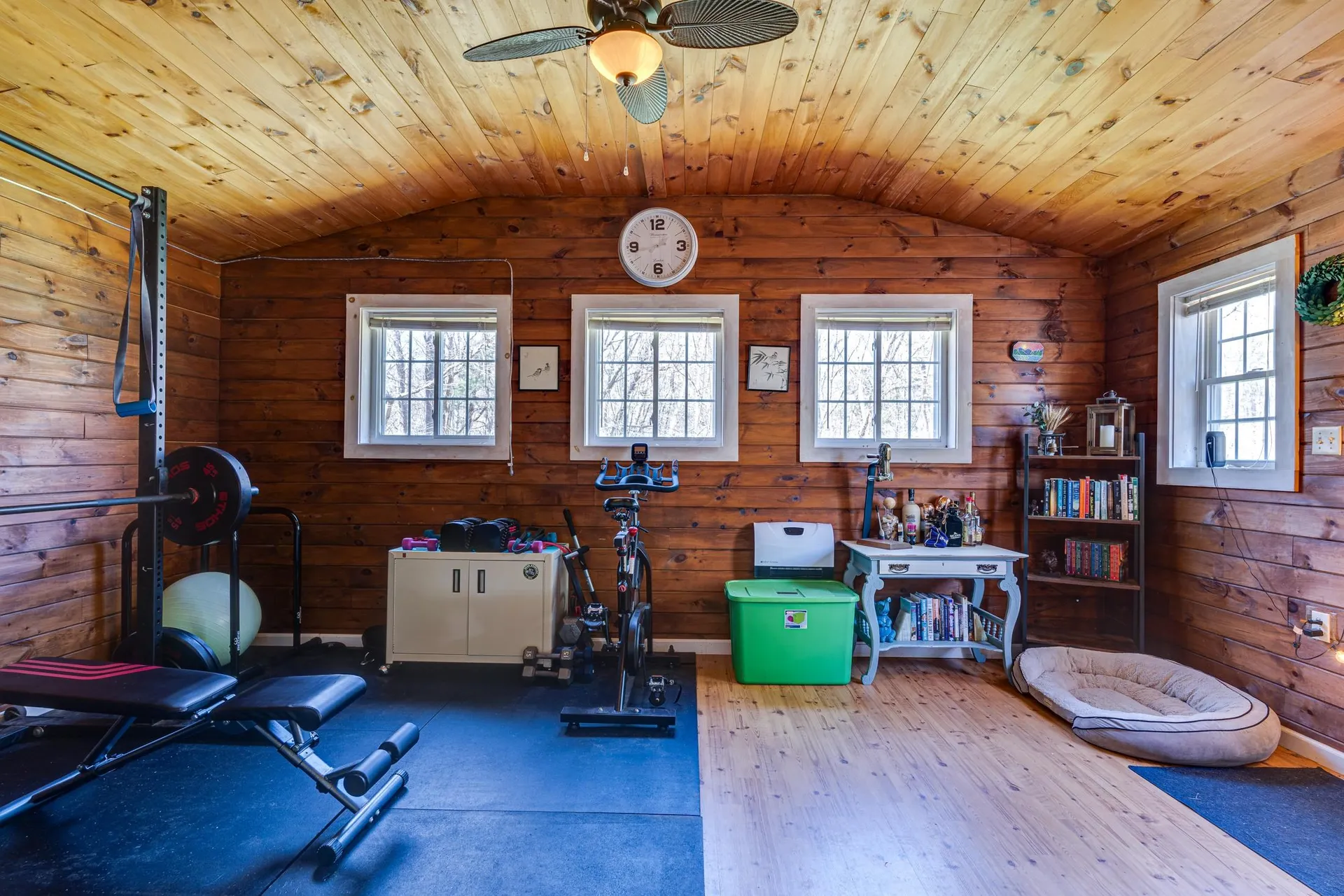 5 Lakeview Road Raymond NH 03077
