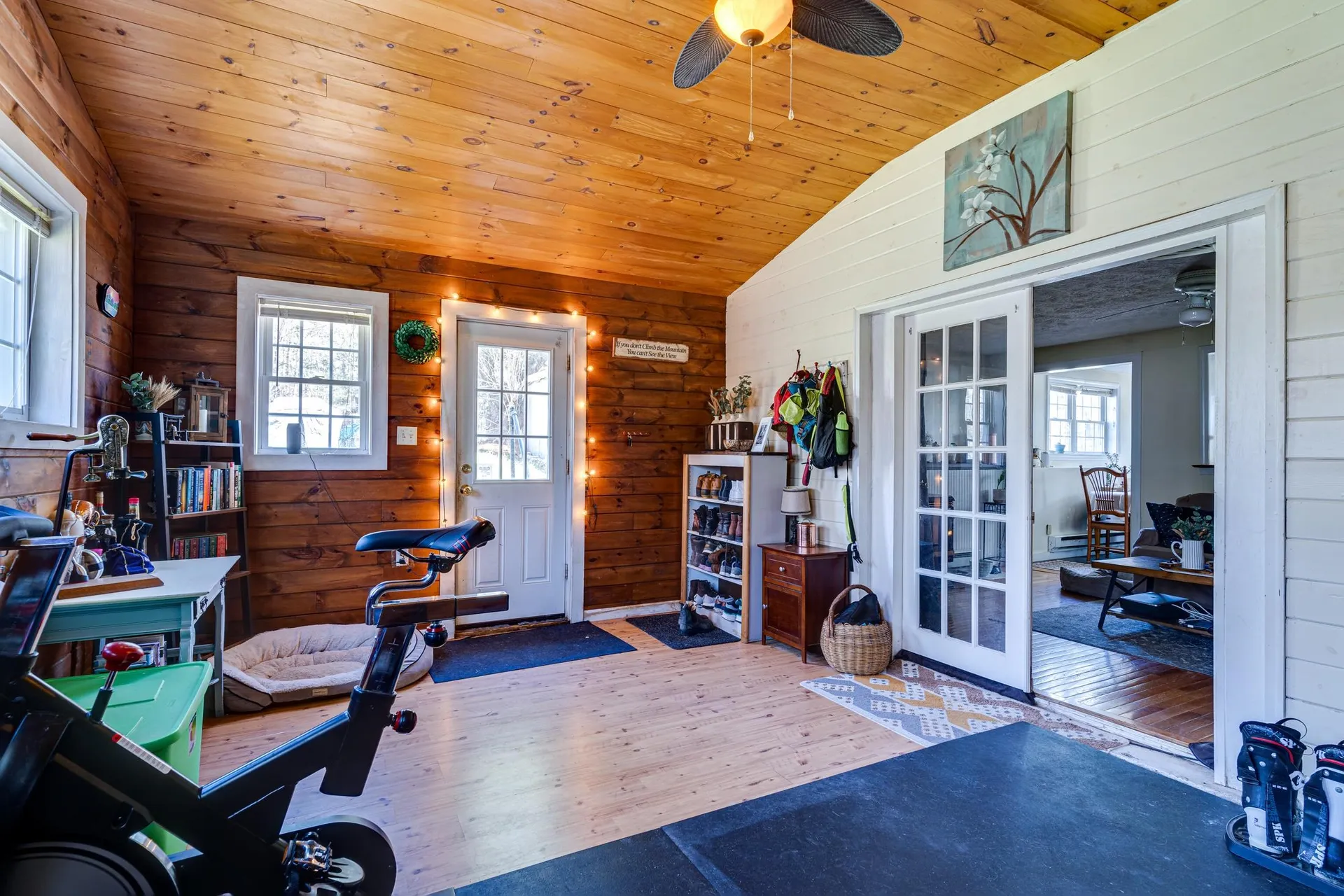 5 Lakeview Road Raymond NH 03077