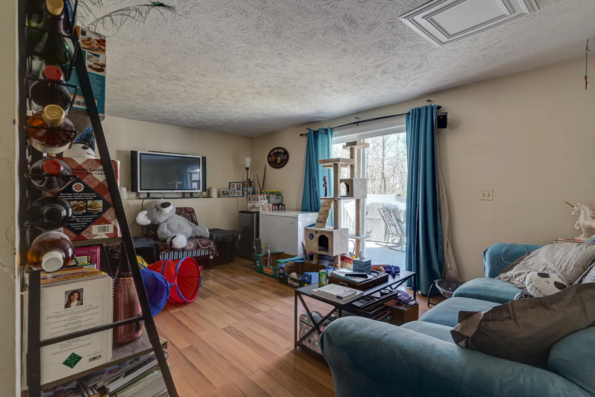 5 Lakeview Road Raymond NH 03077