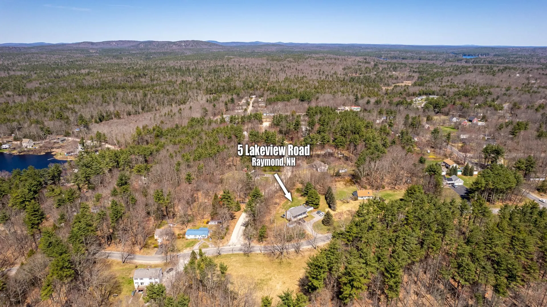 5 Lakeview Road Raymond NH 03077