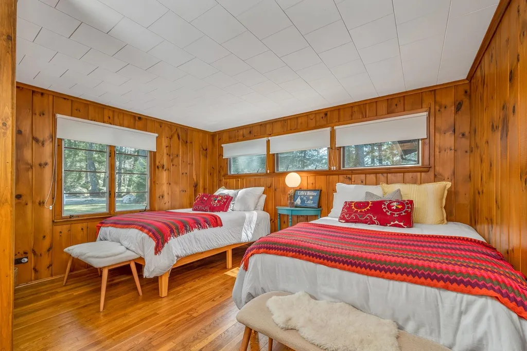 212 Springfield Point Road Wolfeboro NH 03894
