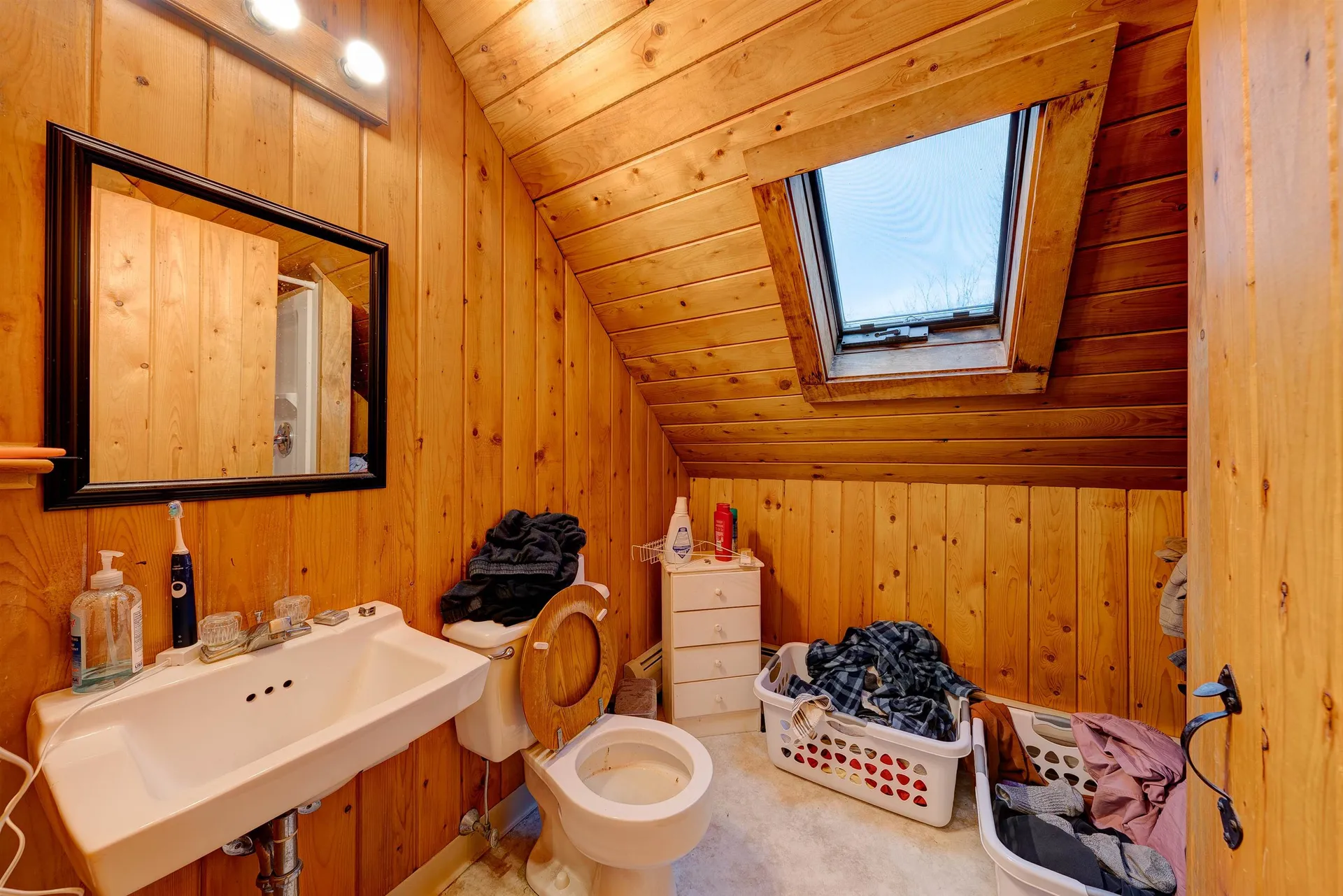82 N Windsor Street Royalton VT 05068