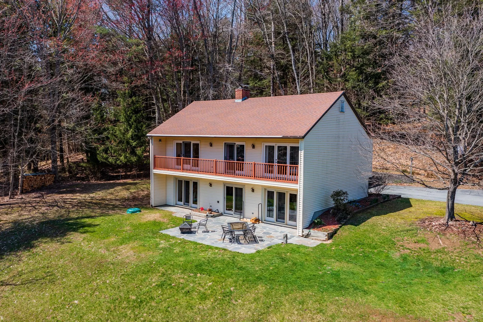 105 Labbie Lane Hartford VT 05001