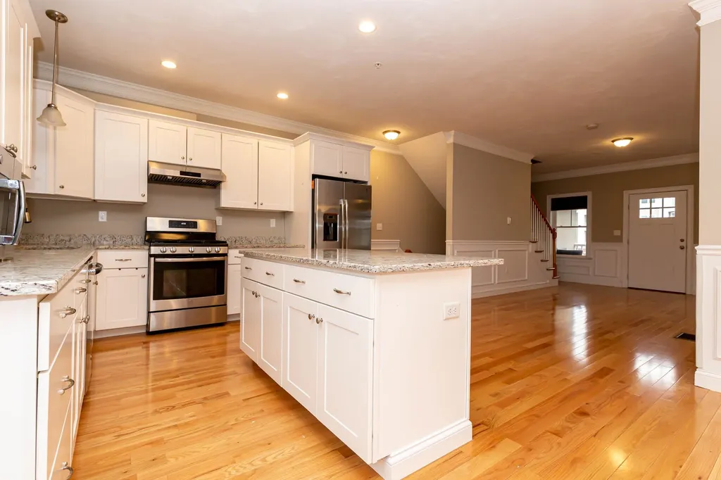 11 Montalcino Way Salem NH 03079