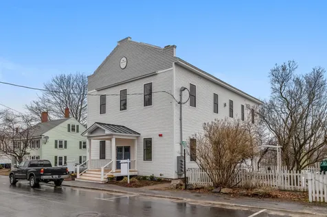 104-b Main Street Meredith NH 03253