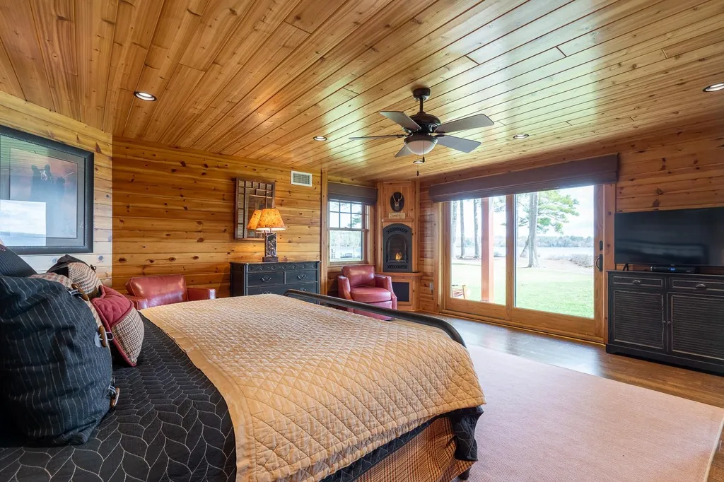244 Krainewood Drive Moultonborough NH 03254