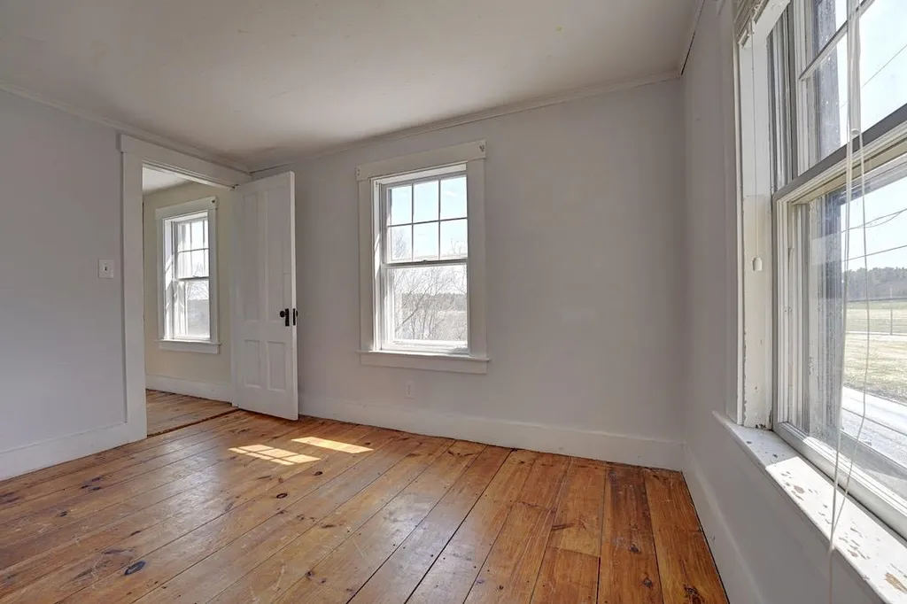 118 Piscataqua Bridge Road Madbury NH 03823