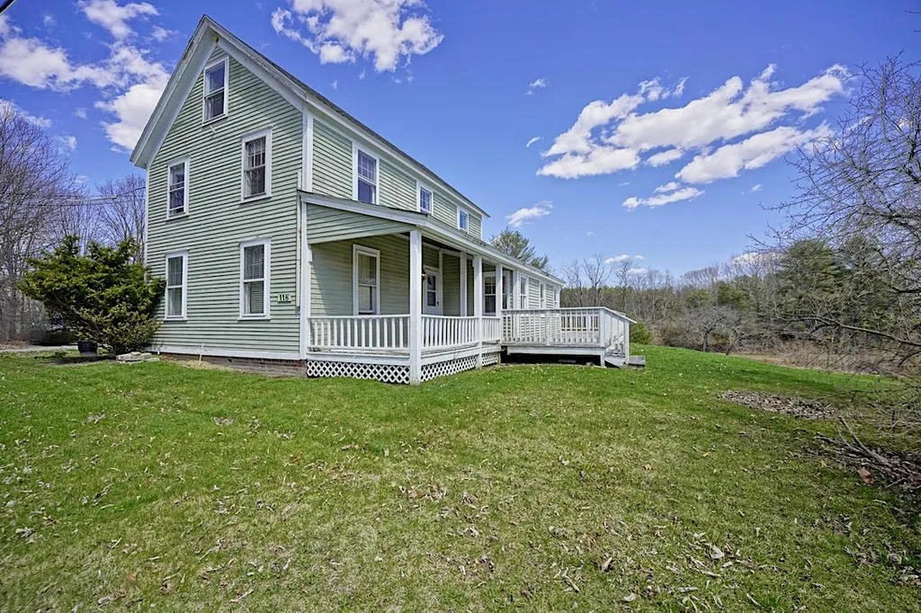 118 Piscataqua Bridge Road Madbury NH 03823