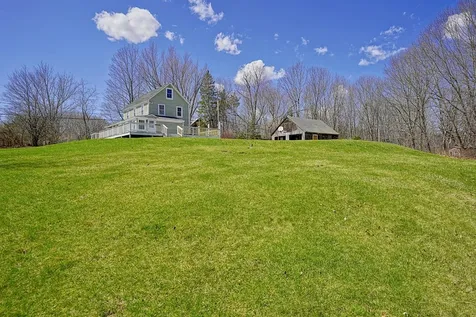 118 Piscataqua Bridge Road Madbury NH 03823