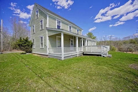 118 Piscataqua Bridge Road Madbury NH 03823