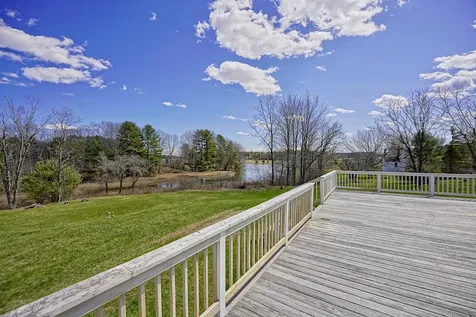 118 Piscataqua Bridge Road Madbury NH 03823