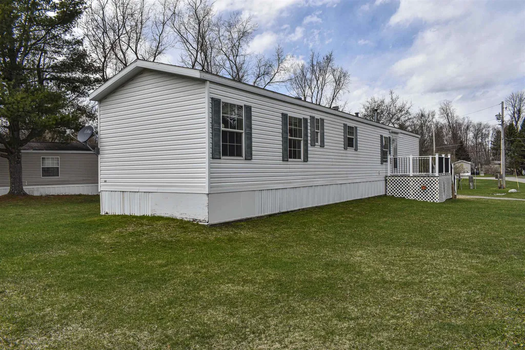 186 Lindale Circle Middlebury VT 05753