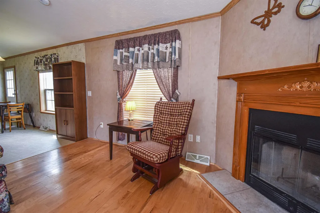 186 Lindale Circle Middlebury VT 05753