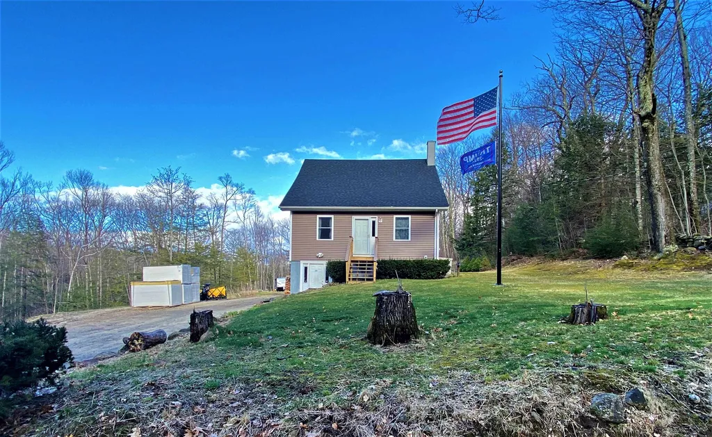 376 Page Hill Road New Ipswich NH 03071