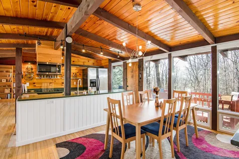 58 Potter Place Shelburne VT 05482