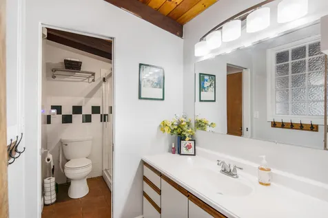 58 Potter Place Shelburne VT 05482