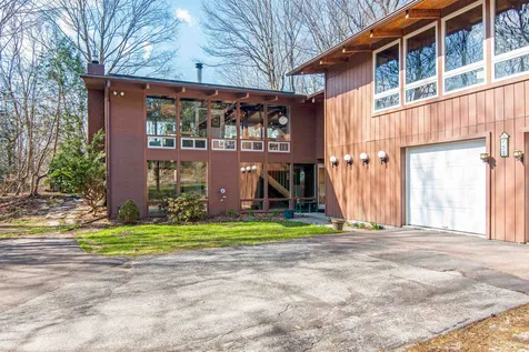 58 Potter Place Shelburne VT 05482