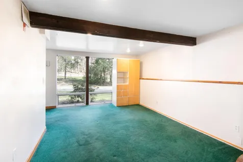 58 Potter Place Shelburne VT 05482