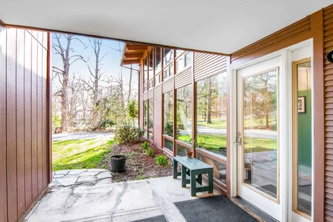 58 Potter Place Shelburne VT 05482